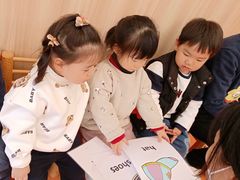 -小门牙好性格托育(北外滩中心)