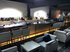 -穹六人间 people 6(岳阳路店)