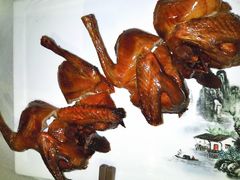 玻璃乳鸽-广州塔晖粤轩中餐厅