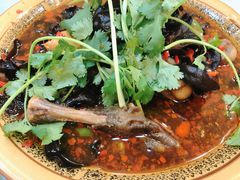 酸辣鸡爪-三毛鱼庄(威连路店)