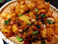 -万重锦·人文川菜馆(骡马市店)