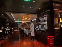 -Wolfgang’s Steakhouse 沃夫冈牛排馆(上海白玉兰广场店)