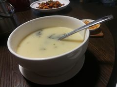 -几个木匠匠人厨房