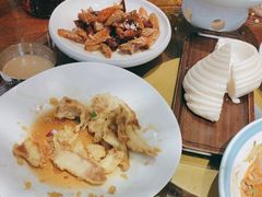 -那家老院子东北菜·饺子·小鸡炖蘑菇(艳华街店)