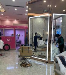 -Meng Lang 梦郎白金店