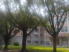 -广东外语外贸大学(白云山校区)