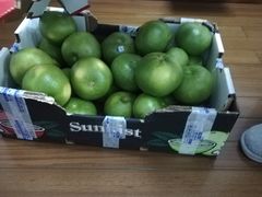 -上海龙吴水胜海发市场