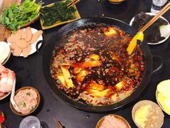 -苟味道老火锅(黄桷坪店)
