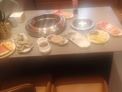 -黑金·寻焰自助百汇·烤肉·火锅(中街店)