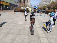 -利群海琴购物广场(商丘路店)