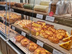 -罗森尼娜(德思勤店)