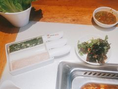 -颐辰舍岁岁羊(文昌万达景园店)