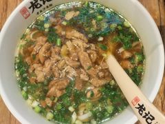 -湘人龙记老长沙米粉(鸟巢店)