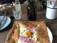 鸡蛋蘑菇熏肉荞麦可丽饼-RAC BAR(安福路店)