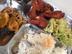 三鲜砂锅-上海中医药大学-食堂