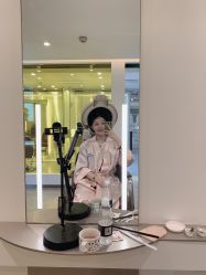 -AYO SALON