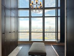 -珠海瑞吉酒店游泳池