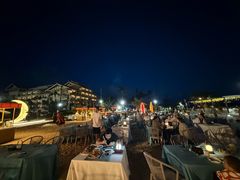 -亚龙湾希尔顿自助餐厅·海鲜·烧烤·沙滩BBQ·现场乐队