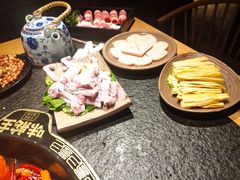 -味舵主重庆火锅(邓尉路店)