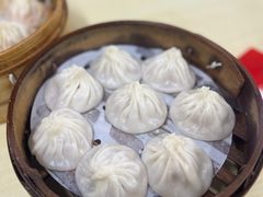 -莱莱小笼·乔艾