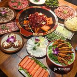 今晚吃撑了，火锅太过瘾
