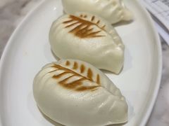 -香港百合居(LCM置汇旭辉广场店)