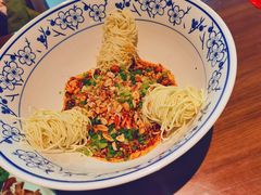 -有红鸡毛店·川菜(建设路店)