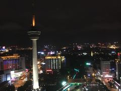 -云顶旋转自助景观餐厅
