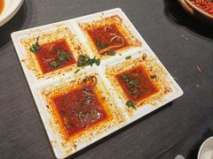 -艳阳天民俗村(公园路店)