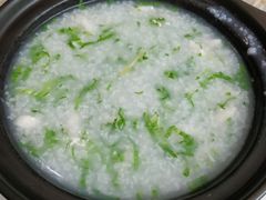 鱼滑粥-椿记烧鹅(叠彩店)