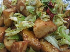 包菜炒馕丁-西北朗益和穆斯林餐厅