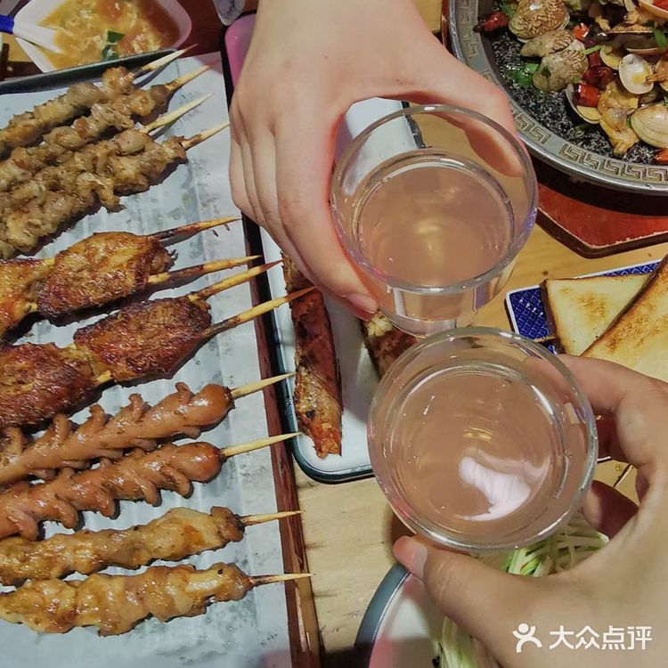 真离谱！好喝的蜜桃气泡饮，居然无人推荐