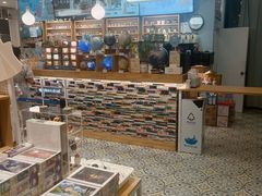 -猫的天空之城概念书店(北戴河蔚蓝海岸店)