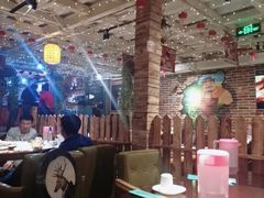 大堂-三个大叔东北烧烤·砂锅菜(西三旗店)