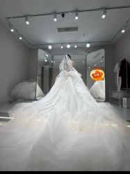 -PAI婚纱礼服设计馆【大牌租赁/高级定制】