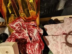 -铭牛烧肉·和牛海鲜自助(高新月牙湖店)