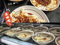 -小谭豆花(西大街店)