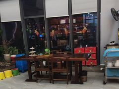 -乡土黄·鲜牛肉火锅·小龙虾(兴业街店)