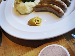 -LENBACH兰巴赫西餐啤酒坊(大连东港店)