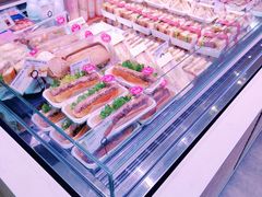 -巴黎贝甜(大宁国际商业广场店)