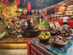 -老滇山寨•云南特色菜•地方菜•民族风情歌舞表演(金碧店)