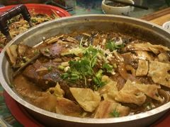 -闯关东东北农家菜(崂山石老人店)