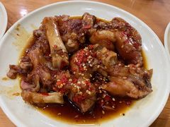 辛辣猪蹄-贤花饭店(城阳店)