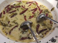 -江渔儿酸菜鱼(映月湖环宇城店)