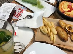 -必胜客(百联又一城店)