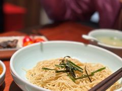 -裕兴记•蟹黄面馆(人民广场店)