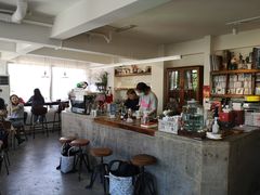 -巴浪鱼咖啡馆 Local Fish