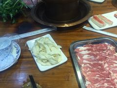 -老北京热气涮羊肉·小龙虾·烤鱼(呼玛路店)