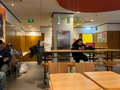 -麦当劳(呼市新华东街店)