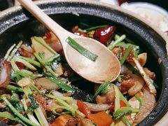 -沙胆彪炭炉牛杂煲(上海日月光广场店)